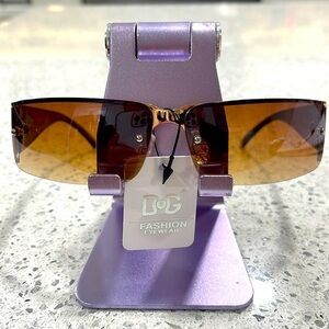 NWT DG SUNGLASSES WOMEN ROSE GOLD BROWN FRAME SOFT BROWN LENSE RIMLESS NOSE PADS